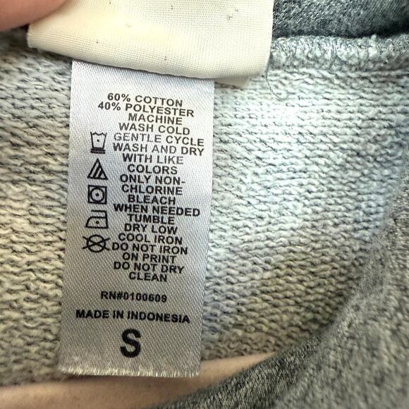 Junk Food Denver Broncos Hoodie Pullover Gray Distressed Style S NFL Fan Gear - Picture 4 of 5